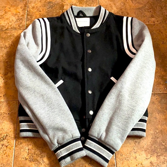 Black and Grey bomber jacket. Hasn’t been used. - Picture 1 of 3